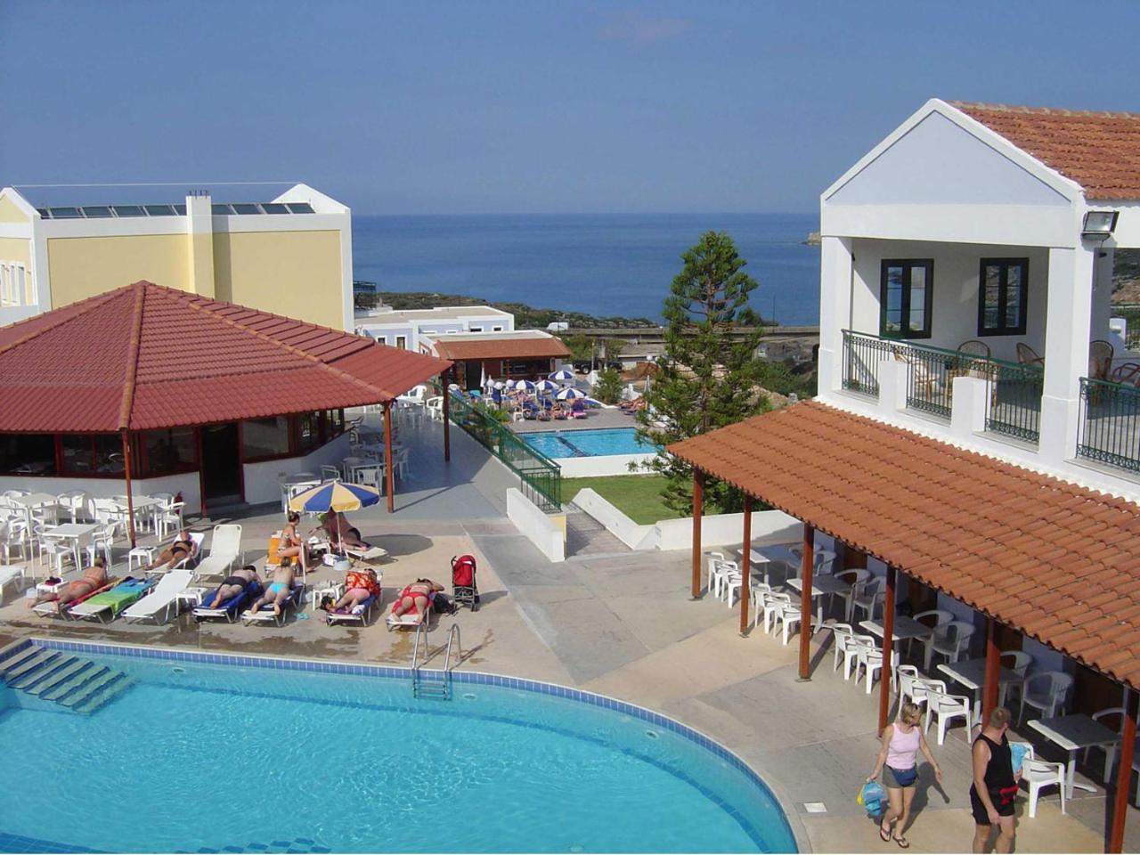 Camari Garden Hotel Apartments Gerani  Bagian luar foto